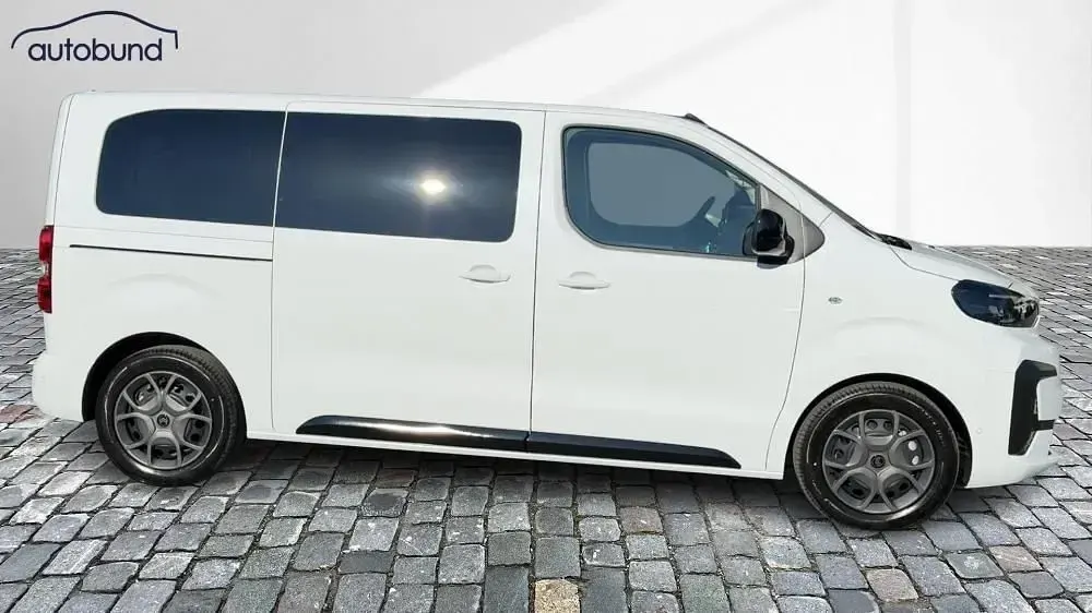 Używany Citroën Spacetourer 179 KM (131 kW) 2025 Biały Minivan