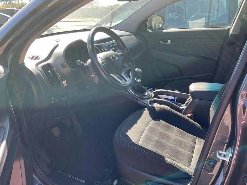 Gebraucht Mercedes 200 140 PS (102 kW) 2010 Schwarz SUV