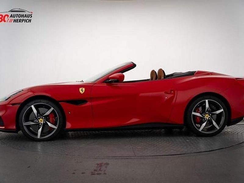 Gebraucht Ferrari Portofino 620 PS (456 kW) 2023 Andere Cabrio