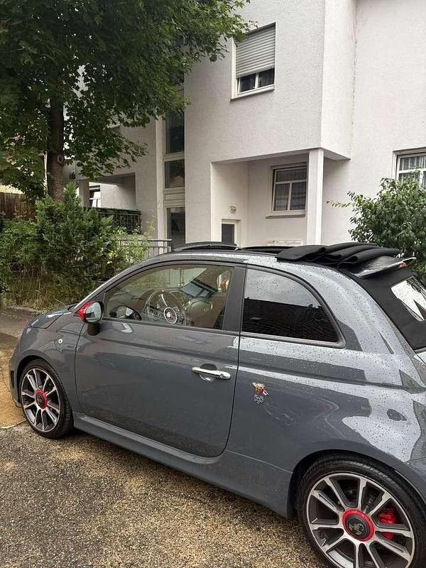 Grau Gebraucht 2021 Abarth 595 Turismo Kleinwagen | 18.750 € (Fairer Preis) - Bild 1/4