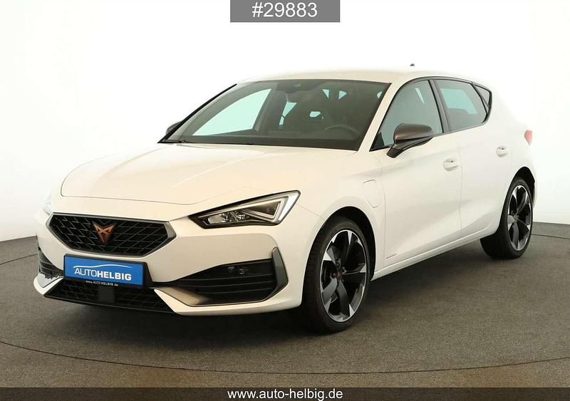 White candy metallic Gebraucht 2022 Cupra Leon Limousine | 20.990 € (Superpreis) - Bild 1/2