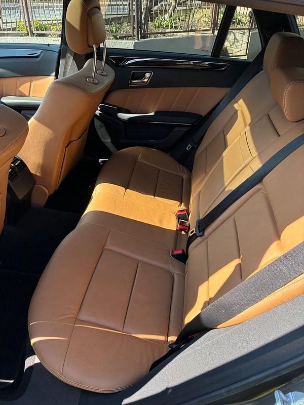 Usata Mercedes E250 Avantgarde 204 CV (150 kW) 2010 Grigio Station wagon