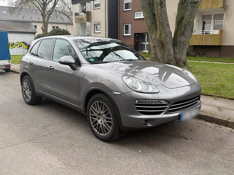 Gebraucht Porsche Cayenne 245 PS (180 kW) 2012 Grau SUV