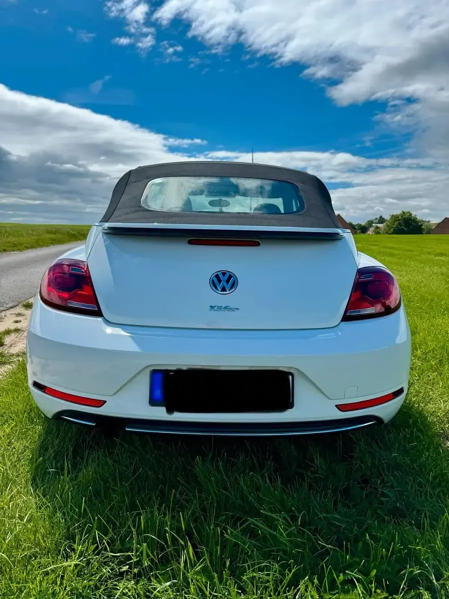 Gebraucht VW Beetle Design 105 PS (77 kW) 2017 Weiß Kleinwagen