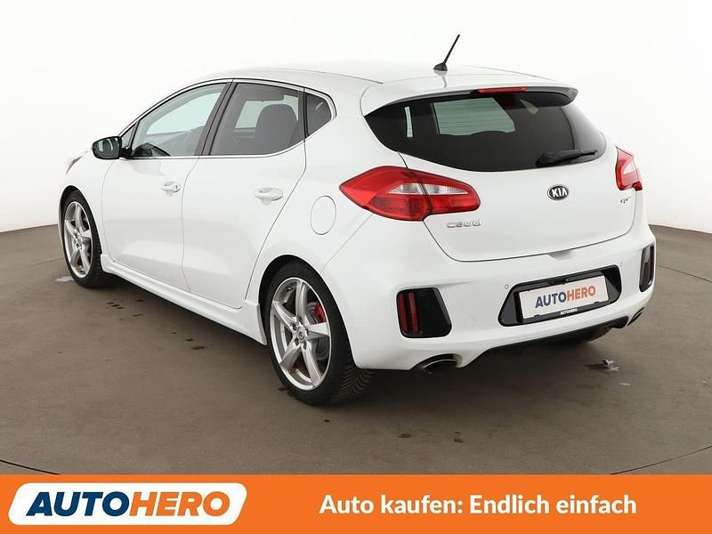 Gebraucht Kia Ceed GT-Challenge 204 PS (150 kW) 2015 Weiß Kleinwagen