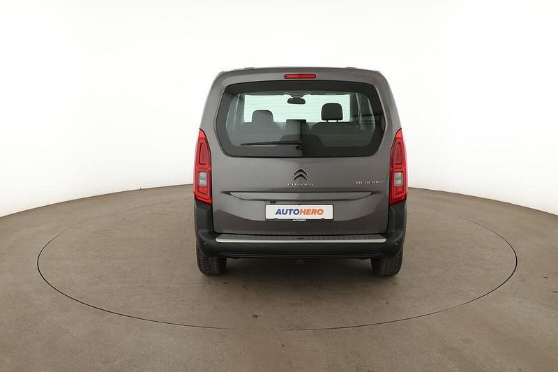 Second-hand Citroën Berlingo Feel 131 CP (96 kW) 2023 Gri Monovolum