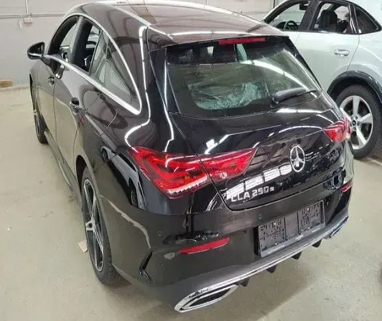 Gebraucht Mercedes CLA250 AMG line 160 PS (117 kW) 2023 Schwarz Coupé