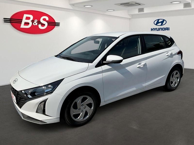 Gebraucht Hyundai i20 Select 79 PS (58 kW) 2025 Weiß Kleinwagen