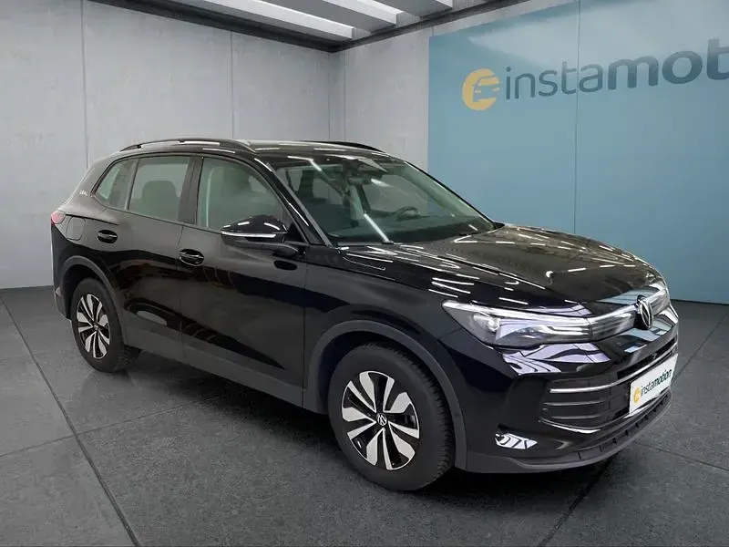 Gebraucht VW Tiguan 150 PS (110 kW) 2025 Schwarz SUV