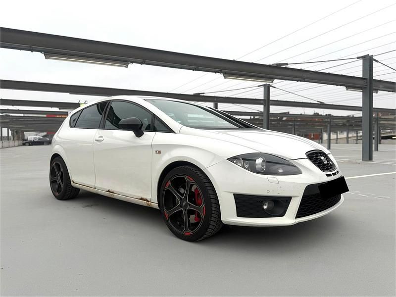 Gebraucht Seat Leon CUPRA 265 PS (194 kW) 2011 Weiß Kleinwagen