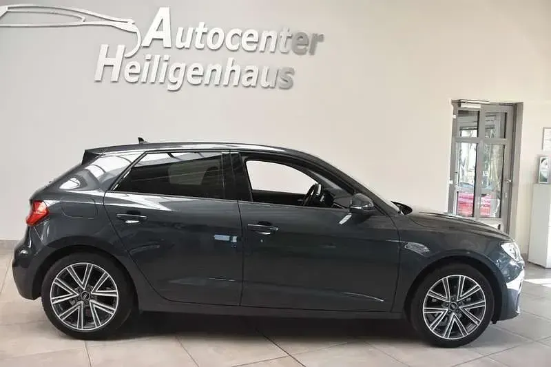 Gebraucht Audi A1 Sportback Sport 110 PS (80 kW) 2023 Grau Kleinwagen