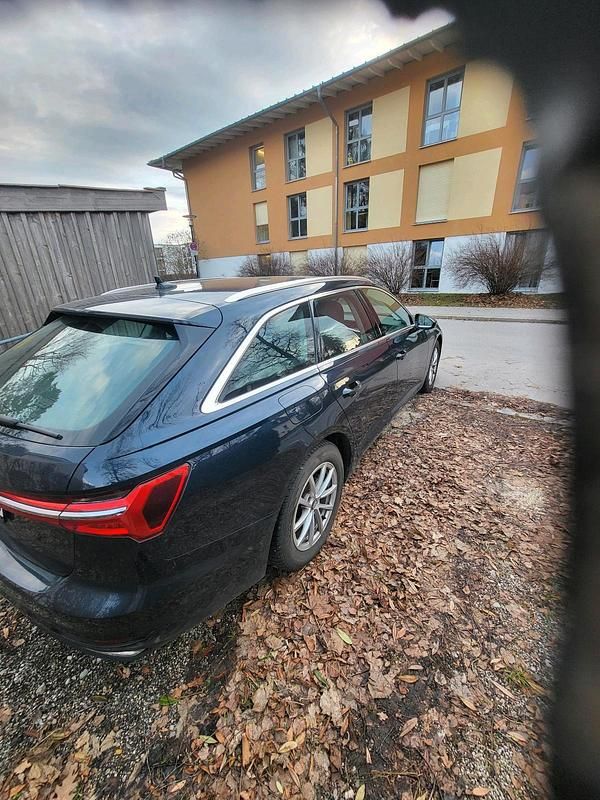 Gebraucht Audi A6 204 PS (150 kW) 2019 Blau Kombi