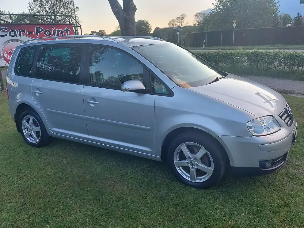 Gebraucht VW Touran Highline 136 PS (100 kW) 2003 Silber Van / Kleinbus