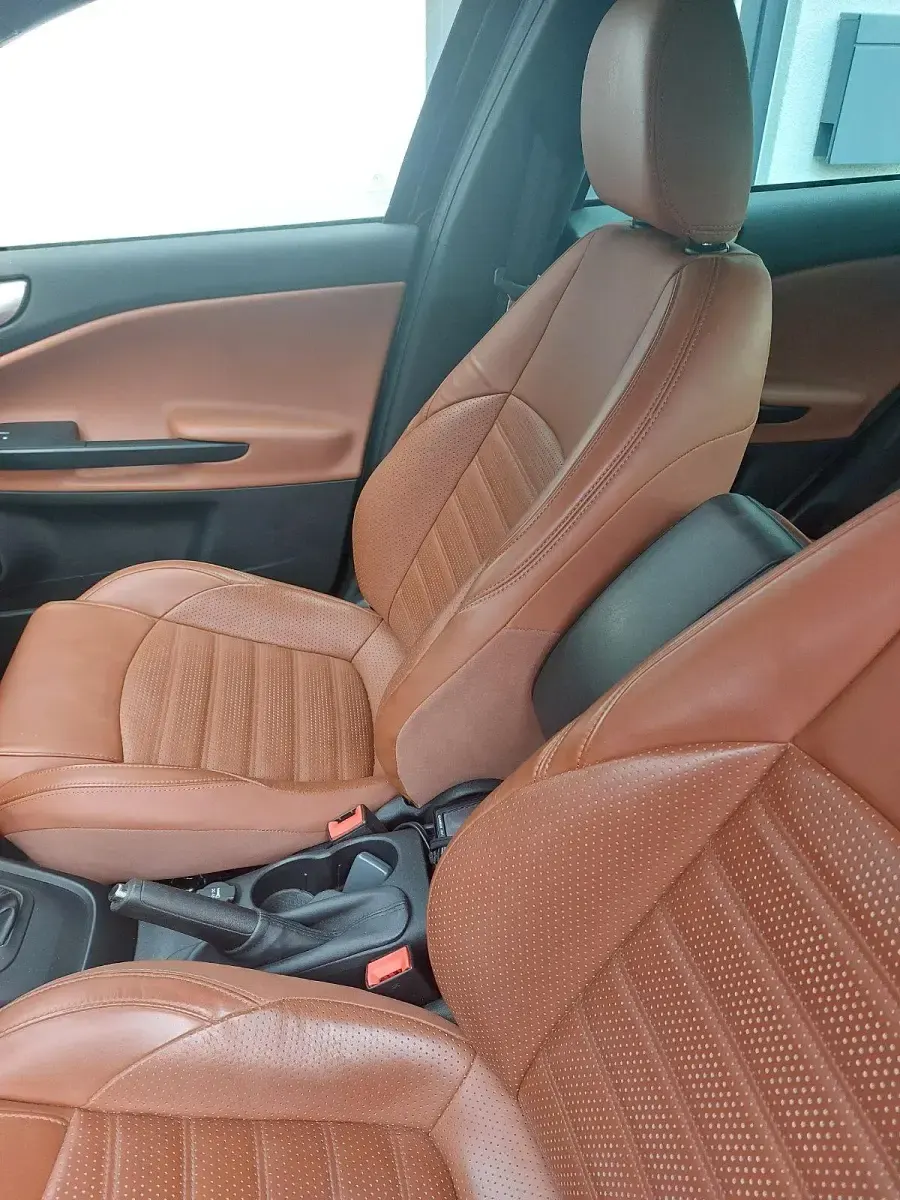 Gebraucht Alfa Romeo Giulietta Super 170 PS (125 kW) 2017 Andere farben Kleinwagen