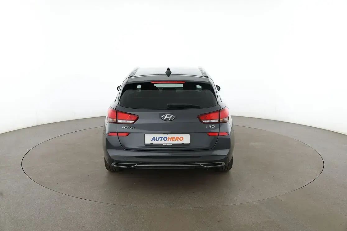 Gebraucht Hyundai i30 Edition 30 159 PS (116 kW) 2021 Grau Kombi