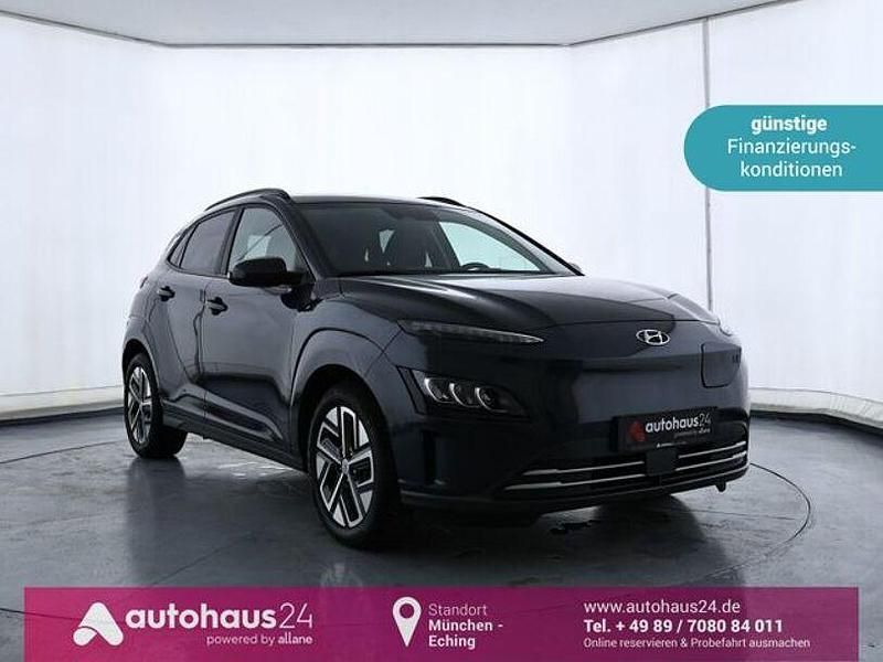 Gebraucht Hyundai Kona Trend 100 kW (136 PS) 2022 Blau SUV