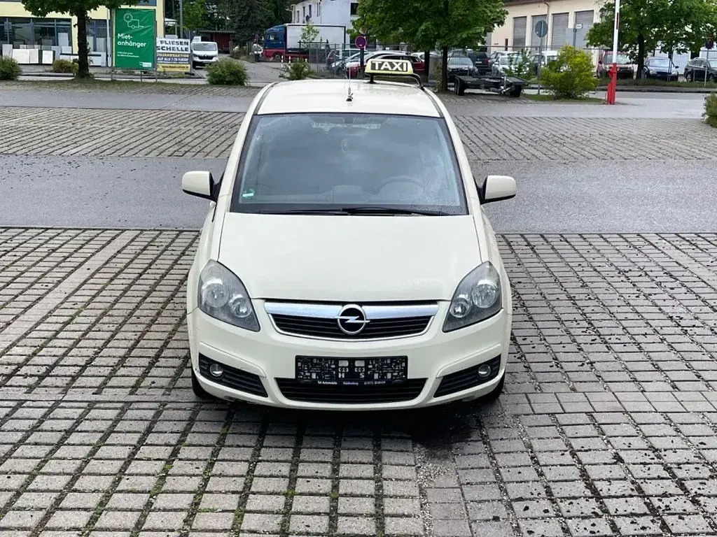 Gebraucht Opel Zafira 110 PS (80 kW) 2014 Beige Van / Kleinbus