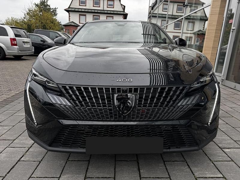 Gebraucht Peugeot 408 GT 224 PS (164 kW) 2023 Lackierung schwarz perla nera/ SUV