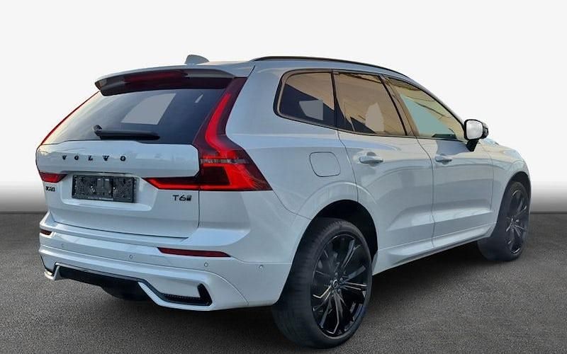 Neu Volvo XC60 Plus 350 PS (257 kW) 2026 Weiß SUV