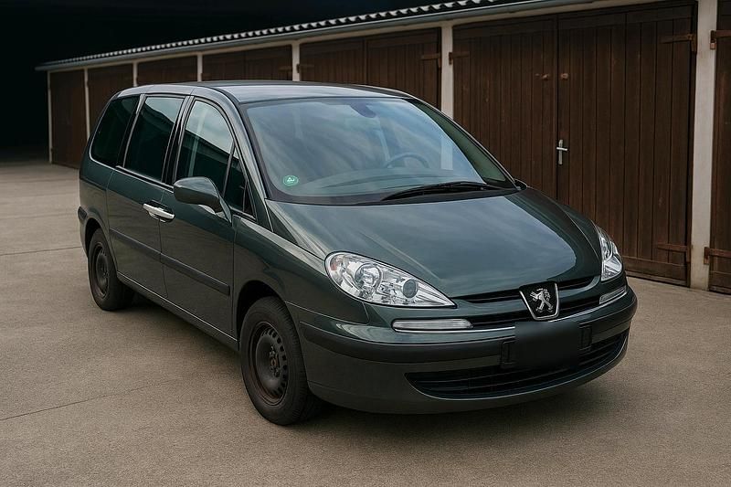 Andere farben Gebraucht 2005 Peugeot 807 Van / Kleinbus | 1.700 € - Bild 1/4