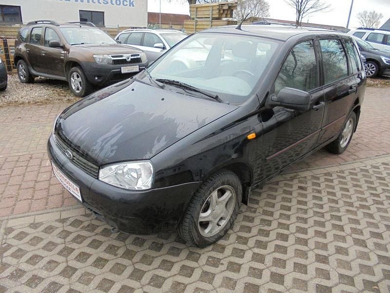 Gebraucht Lada Kalina 82 PS (60 kW) 2011 Schwarz Kombi