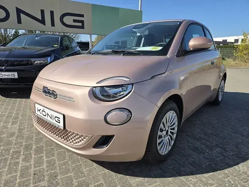 Gebraucht Fiat 500e Icon 86 kW (118 PS) 2023 Rose gold (5cf) Limousine