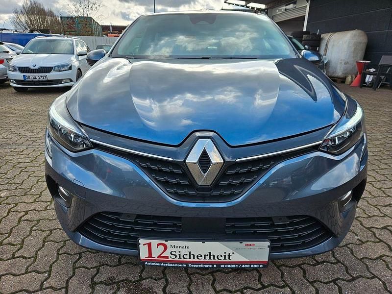 Gebraucht Renault Clio V 91 PS (66 kW) 2022 Grau Limousine