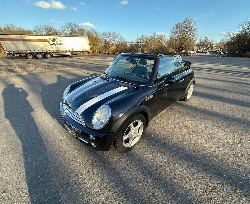 Schwarz Gebraucht 2006 Mini Cooper Cabriolet Cabrio | 3.800 € (Fairer Preis) - Bild 1/4