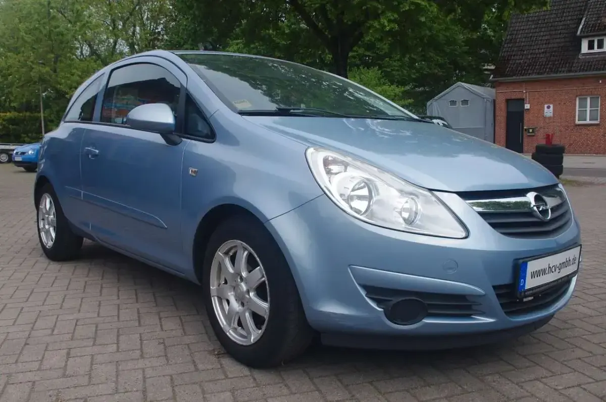 Używany Opel Corsa Edition 60 KM (44 kW) 2007 Niebieski Hatchback