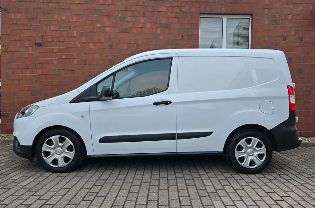 Gebraucht Ford Transit Trend 75 PS (55 kW) 2021 Weiß Van / Kleinbus