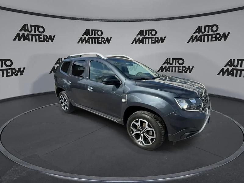 Używany Dacia Duster Celebration 101 KM (74 kW) 2020 Szary SUV
