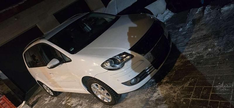 Gebraucht VW Touran Freestyle 140 PS (102 kW) 2010 Weiß Van / Kleinbus