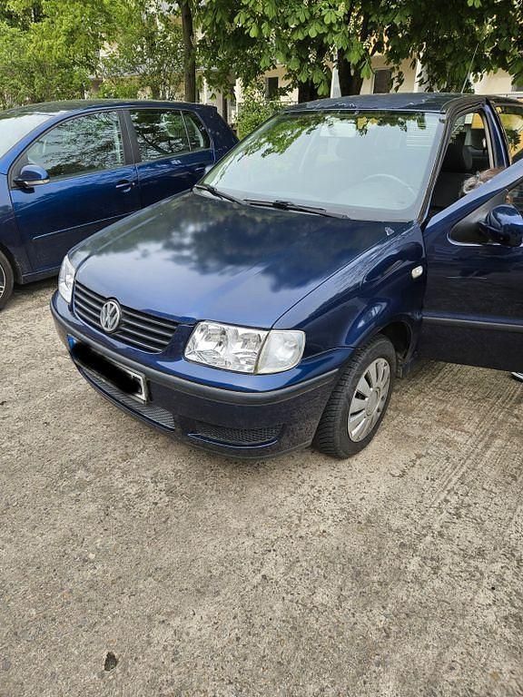Blau Gebraucht 2001 VW Polo Limousine | 550 € (Superpreis) - Bild 1/4