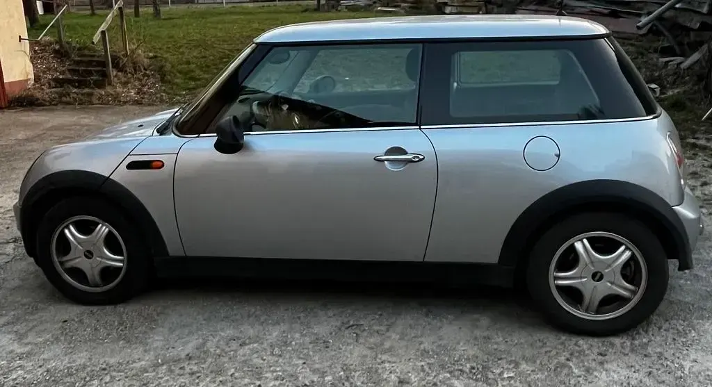 Gebraucht Mini ONE 90 PS (66 kW) 2003 Silber Kleinwagen