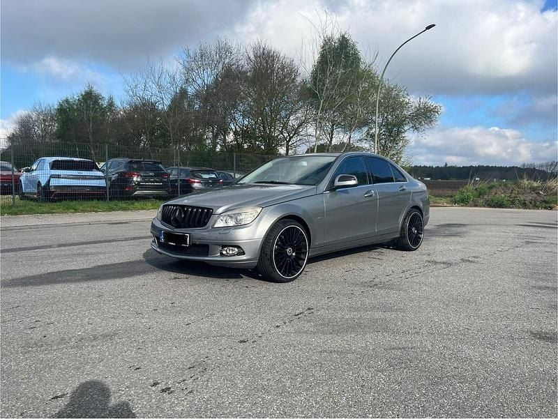 Gebraucht Mercedes C220 170 PS (125 kW) 2008 Silber Limousine