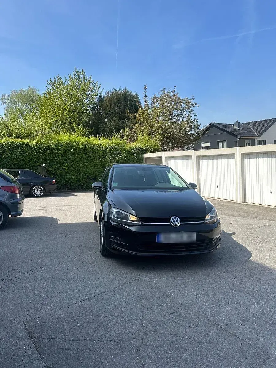 Gebraucht VW Golf VII Edition 125 PS (91 kW) 2015 Schwarz Limousine