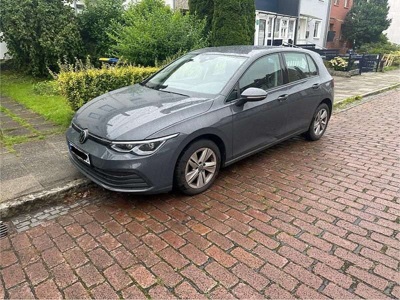 Grau Gebraucht 2020 VW Golf VIII Limousine | 14.800 € (Fairer Preis) - Bild 1/4