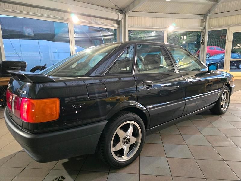 Gebraucht Audi 80 Young 90 PS (66 kW) 1991 Schwarz Limousine