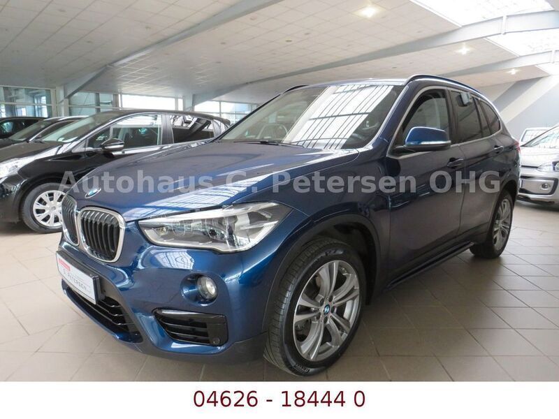 Blau Gebraucht 2018 BMW X1 Sport Line SUV | 19.900 € (Fairer Preis) - Bild 1/4