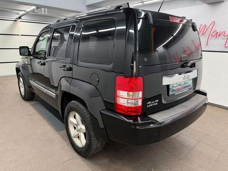 Gebraucht Jeep Cherokee Limited 295 PS (216 kW) 2009 Schwarz SUV