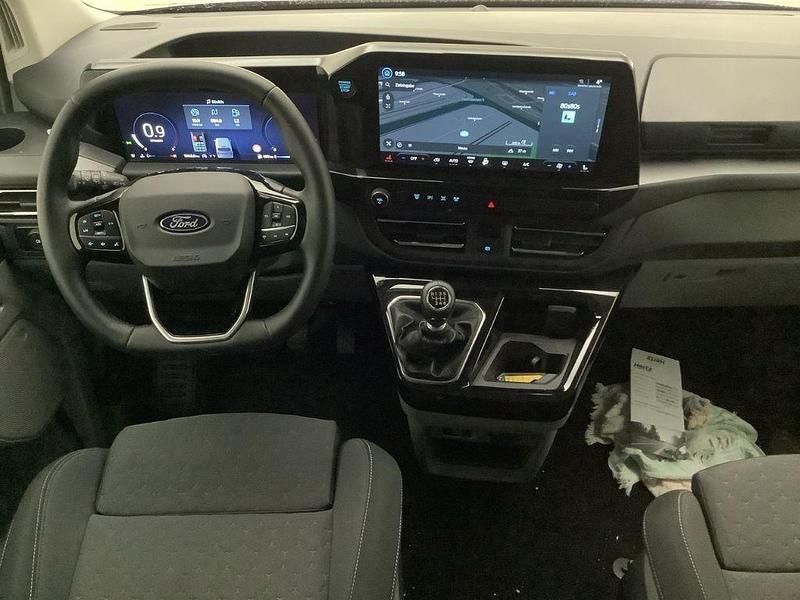 Gebraucht Ford Tourneo Titanium 136 PS (100 kW) 2025 Schwarz Van / Kleinbus