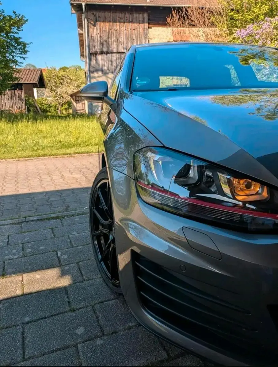 Gebraucht VW Golf VII GTI 300 PS (220 kW) 2016 Grau Limousine