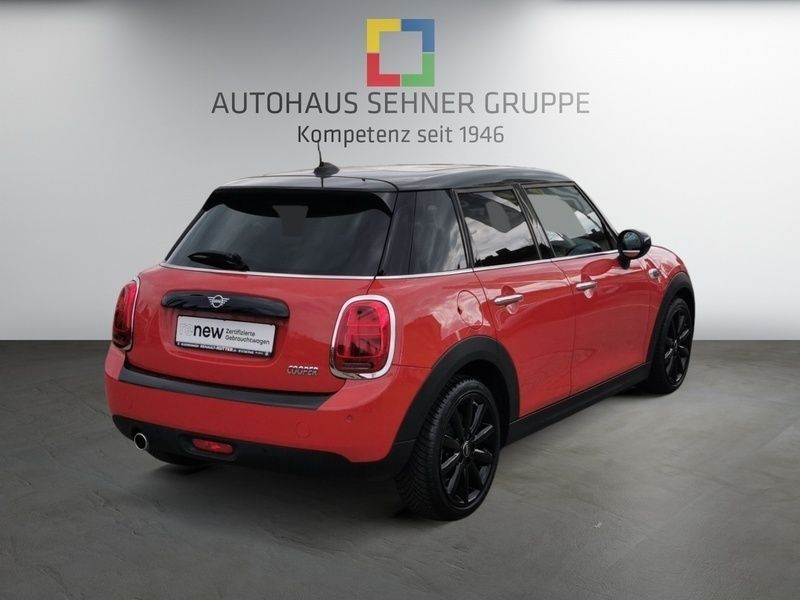 Gebraucht Mini Cooper 136 PS (100 kW) 2020 Solaris orange metallic (orange) Kleinwagen
