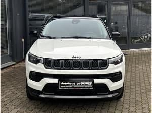 Gebraucht Jeep Compass Summit 131 PS (96 kW) 2024 Alpine white / dach schwarz SUV