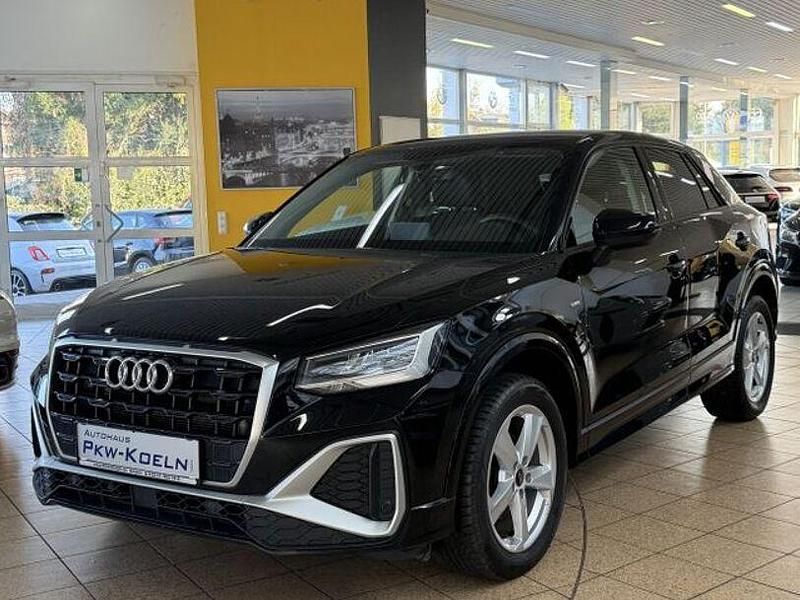Gebraucht Audi Q2 S-Line 150 PS (110 kW) 2024 Schwarz SUV