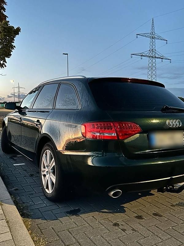 Używany Audi A4 239 KM (175 kW) 2010 Zielony Kombi