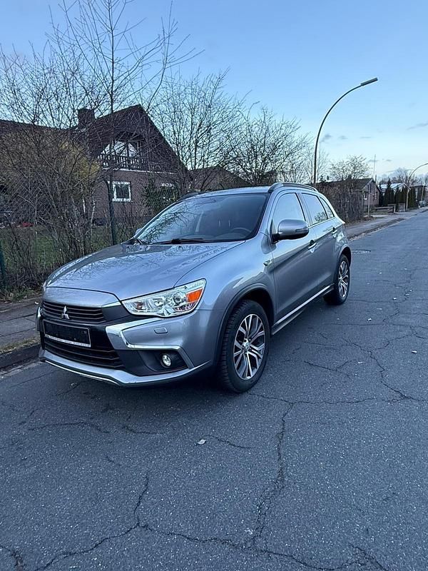 Gebraucht Mitsubishi ASX 148 PS (108 kW) 2017 Silber SUV
