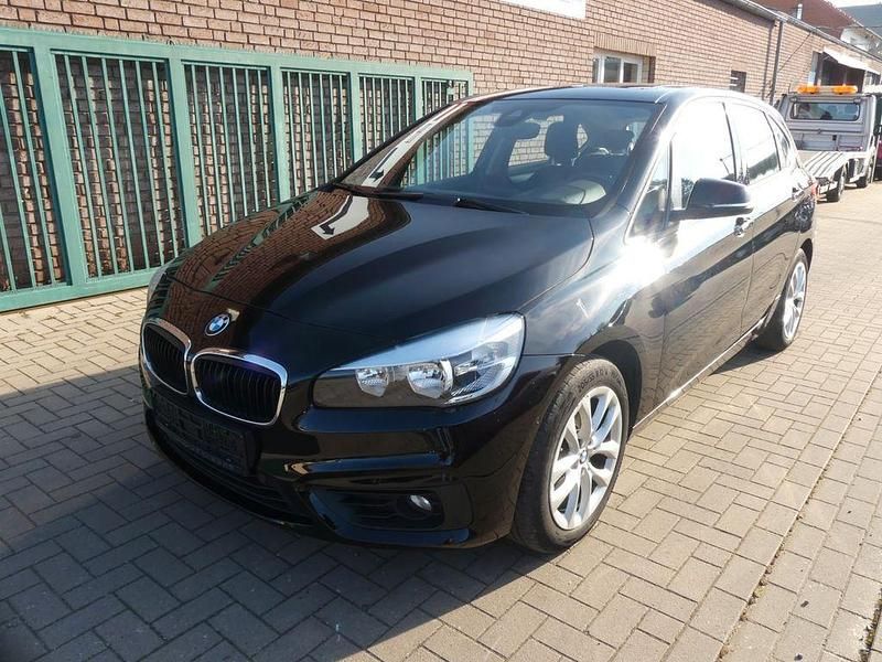 Gebraucht BMW 218 Active Tourer Advantage 150 PS (110 kW) 2015 Schwarz Van / Kleinbus
