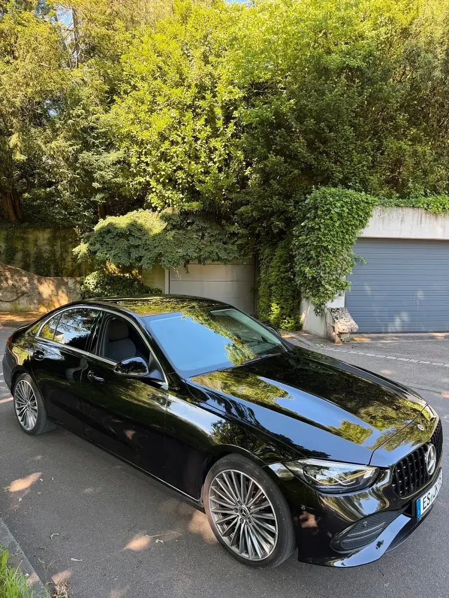 Gebraucht Mercedes C180 170 PS (125 kW) 2024 Schwarz Limousine