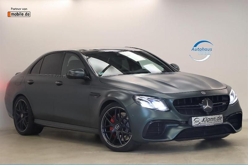 Schwarz Gebraucht 2017 Mercedes E63S AMG AMG Limousine | 79.999 € - Bild 1/4